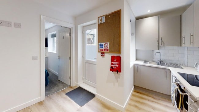 6 Bedroom HMO To Let |  Canterbury Street, Gillimgham | Image 2
