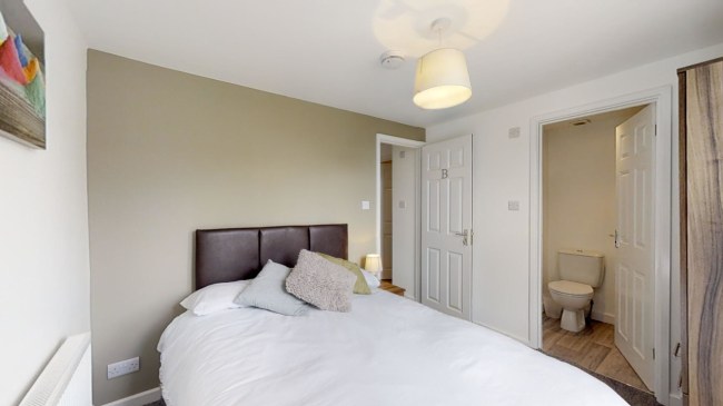 6 Bedroom HMO To Let | Canterbury Street, Gillingham | Image 9