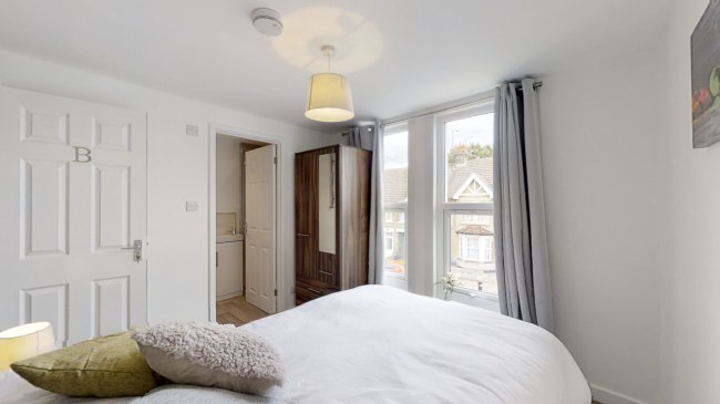 6 Bedroom HMO To Let | Canterbury Street, Gillingham | Image 10