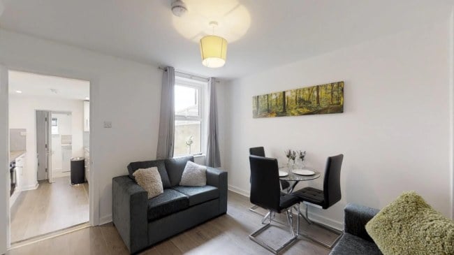 5 Bedroom HMO To Let | Tennyson Road, Gillingham | Image 13