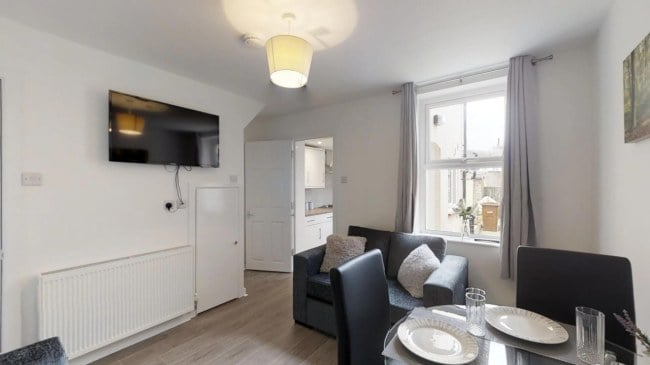 5 Bedroom HMO To Let | Tennyson Road, Gillingham | Image 16