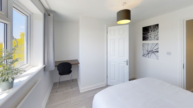 4 Bedroom HMO To Let | Upper Luton Road, Chatham | Image 12
