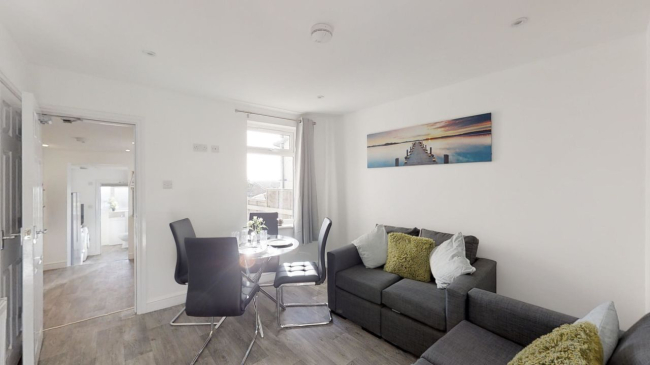 5 Bedroom HMO To Let | Weston Road, Rochester | Image 10