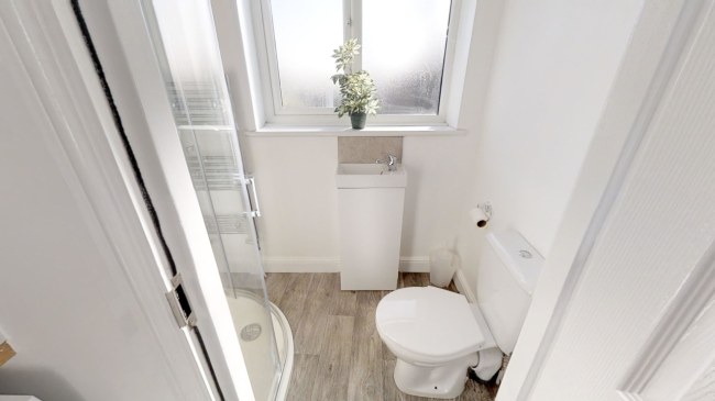 5 Bedroom HMO To Let | Weston Road, Rochester | Image 2